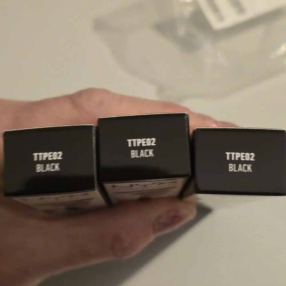 NYX That’s The Point Liquid Eyeliner Bundle (Set of 3) – NEW